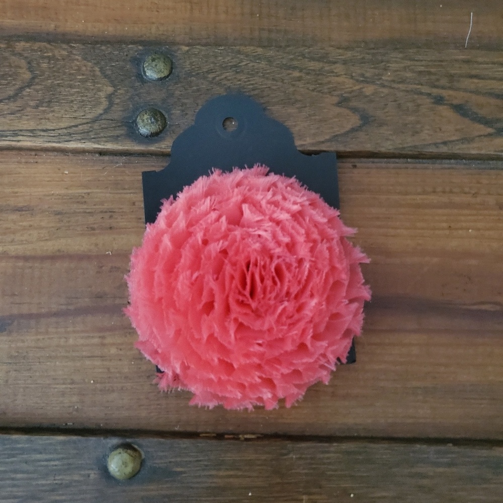 New pink puff hair accessorie.